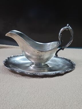 Vintage Silver-Tone Gravy Boat with Underplate